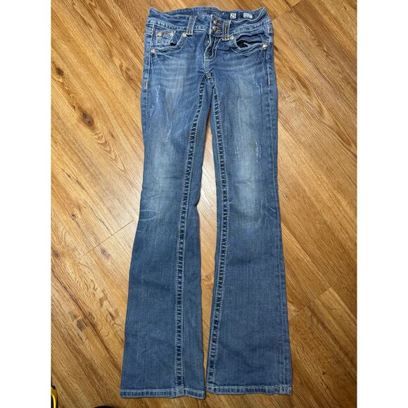 Miss Me JPW5069-5 Boot Bootcut Jeans Size 25 Embroidered Bling DAMAGED EB - Picture 2 of 6